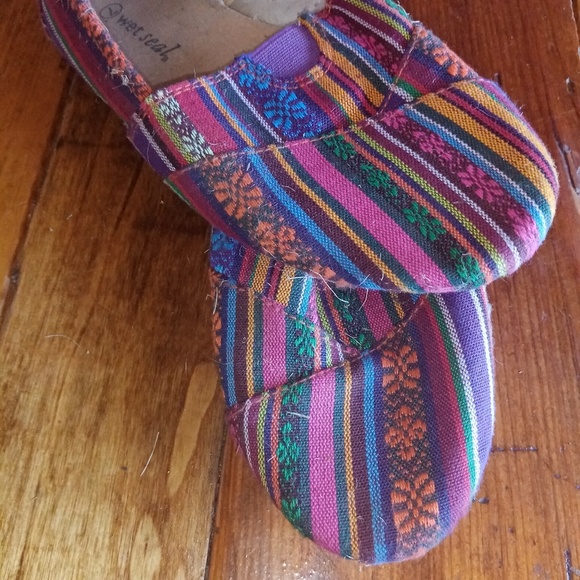 Bohemian canvas rainbow slip on shoes - Picture 2 of 3